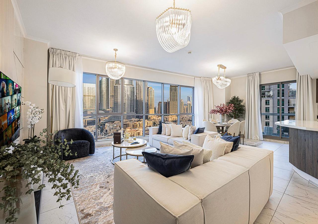 Livin' Holidays - 2 Bedroom - Burj Khalifa & Fountain Apartment *